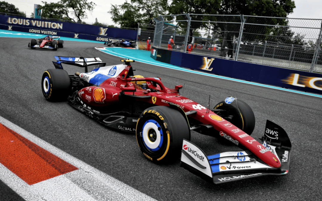 ayx世界杯2026-法拉利绝杀威廉姆斯，汉密尔顿高光表现